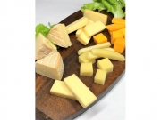 スモークチーズ4種味比べ(スモークカマンベール・スモークナチュラルチーズ・ スモークモッツアレラチーズ・ スモークチェダーチーズ)